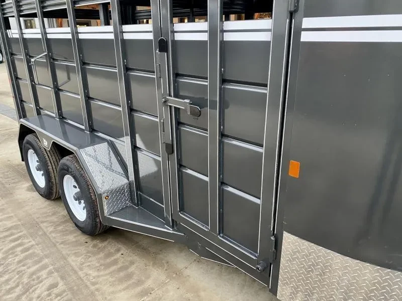 2025 CornPro Stock / Stock Combo Trailer 7000 GVW 16' 7000# GVW Livestock Trailer SB16-6S - Image 13