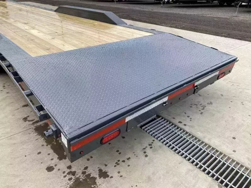 2026 Lamar Trailers Car / Racing Trailer 21000 GVW 102x40' Gooseneck Car Hauler Trailer 21000# GVW GH8024037 - Image 16