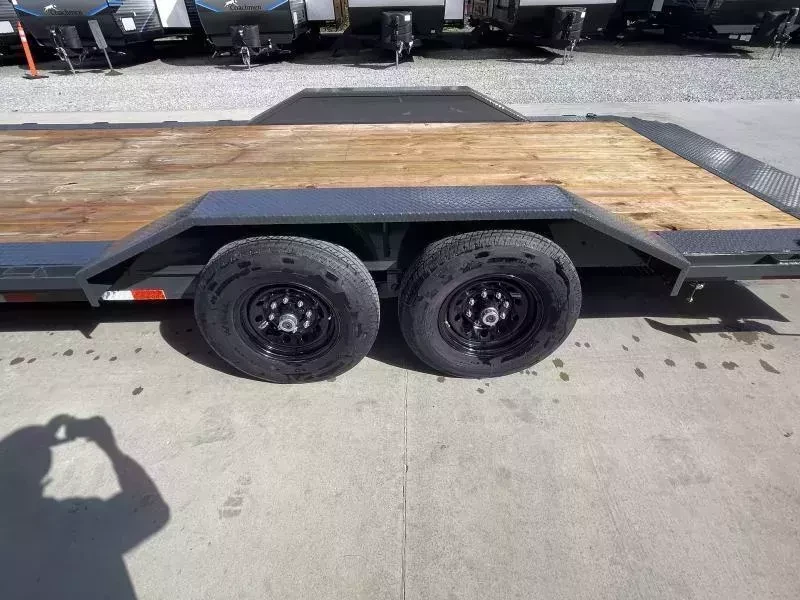 2026 Lamar Trailers Car / Racing Trailer 14000 GVW 102x22' 14000# GVW Car Trailer H6022227 - Image 16