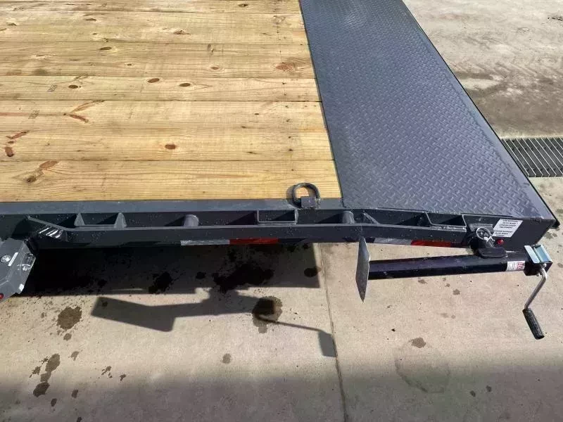 2026 Lamar Trailers Car / Racing Trailer 14000 GVW 7x20' 14000# GVW Car Hauler Trailer H6832027 - Image 18