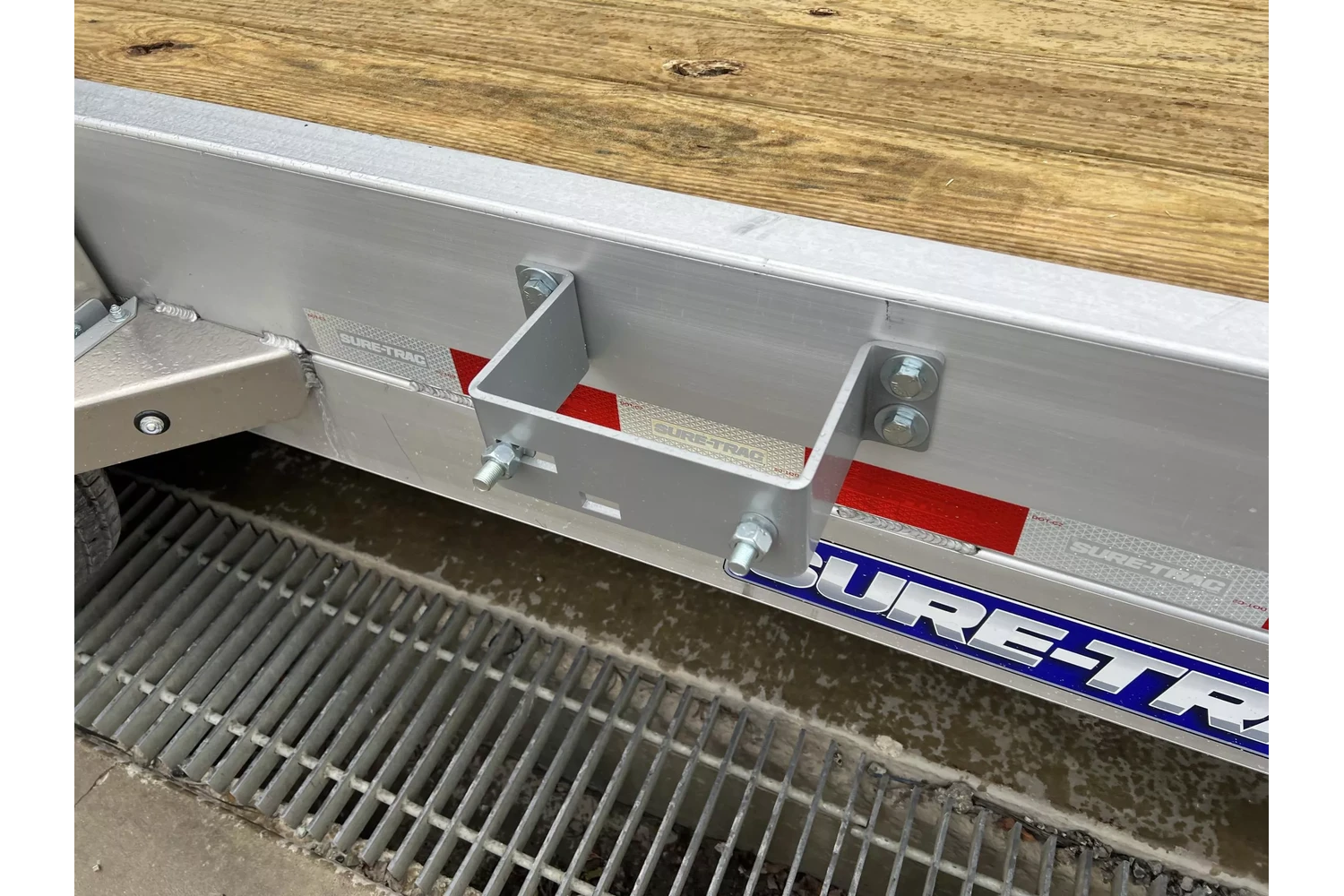 2026 Sure-Trac Car / Racing Trailer 7x22' 14000# Aluminum Tilt Trailer ST-PTA8222-140 - Image 17