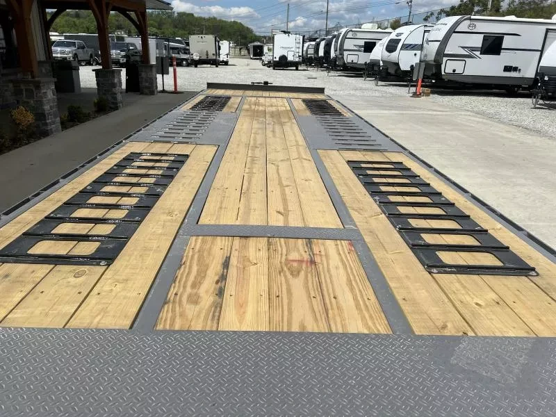 2025 Midsota Deckover Trailer 22000 GVW NFBT28-BP-220 - Image 19