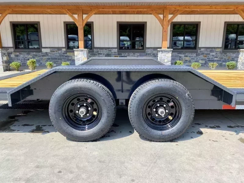 2026 Lamar Trailers Car / Racing Trailer 9990 GVW 102x20' 9990# GVW Car Hauler CC022025 - Image 21