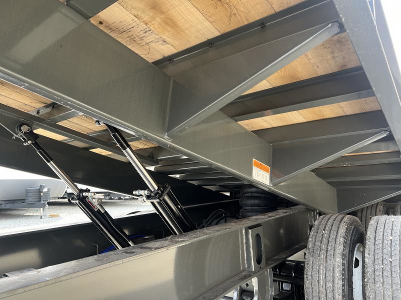 2025 Behnke 102" x 30' Air Brake Gravity Tilt Deckover Trailer - Image 25