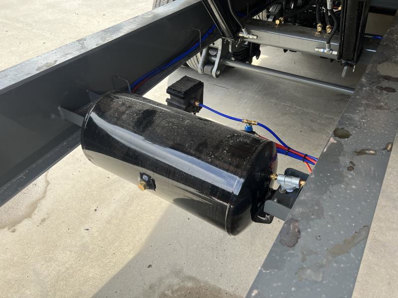 2025 Behnke 102" x 30' Air Brake Gravity Tilt Deckover Trailer - Image 26