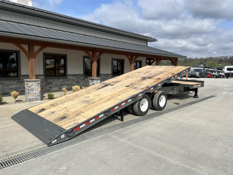 2025 Behnke 102" x 30' Air Brake Gravity Tilt Deckover Trailer - Image 4