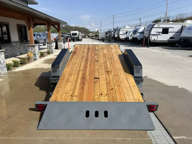2025 Behnke 7' x 20' Heavy-Duty Gravity Tilt Trailer - Image 4