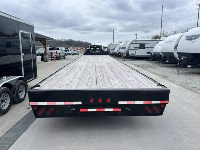 2022 Iron Bull 102" x 40' Heavy-Duty Gooseneck Deckover Trailer - Image 4