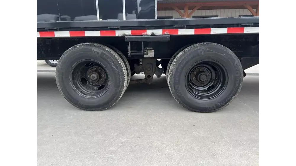 2022 Iron Bull 102" x 40' Gooseneck Deckover Flatbed Trailer - Image 14
