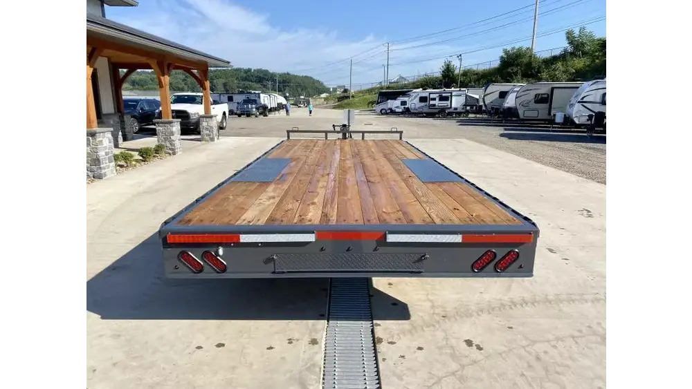 2026 Lamar Trailers Flatbed Trailer 14000 GVW 102x20' 14000# GVW Deckover Trailer F8022027-STRAIGHT - Image 4